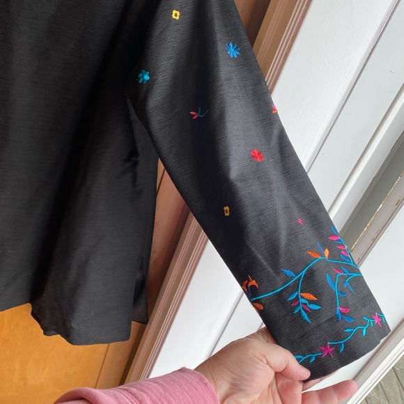 NWOT SILK LAND fully-lined embroidered silk jacket. - Picture 7 of 10